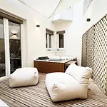 Suite Luxueuse Avec Jardin Privatif Et Jacuzzi