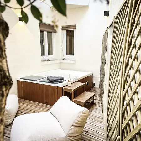 Apartment Luxueuse Avec Jardin Privatif Et Jacuzzi *