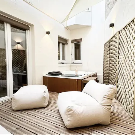 Luxueuse Avec Jardin Privatif Et Jacuzzi Appartamento Parigi